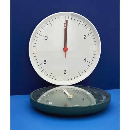 HAY Table Clock Ur Grøn