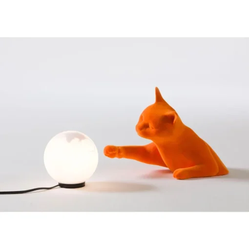 Karman Maoo Bordlampe Orange Velvet