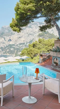Kartell Piazza Bakke Grå