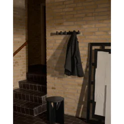 Kristina Dam Studio Column Knagerákke Lang Sort Eg