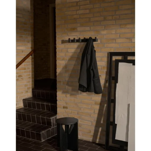 Kristina Dam Studio Column Knagerákke Lang Sort Eg