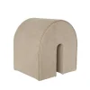 Kristina Dam Studio Curved Pouf Lys Brun
