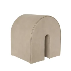 Kristina Dam Studio Curved Pouf Lys Brun