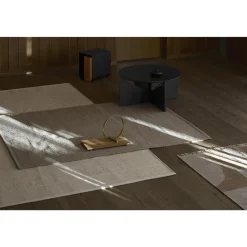 Kristina Dam Studio Oru Loom Gulvtáppe L145 Grå/Beige