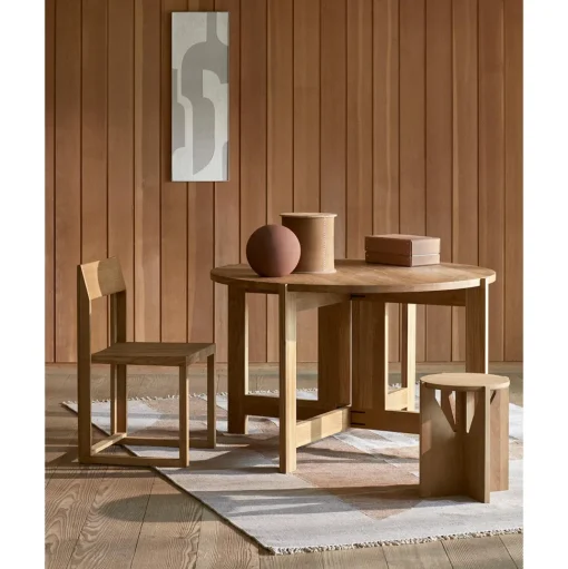 Kristina Dam Studio Outline Spisebordsstol Varm Lakeret Eg/Valnød