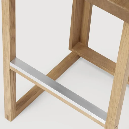 Kristina Dam Studio Outline Barstol Lakeret Eg/Børstet Aluminium