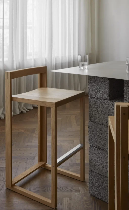 Kristina Dam Studio Outline Barstol Lakeret Eg/Børstet Aluminium