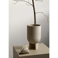 Kristina Dam Studio Serene Flowerpot Terracotta Sand Medium