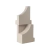 Kristina Dam Studio Serif Skulptur Sand Engobe