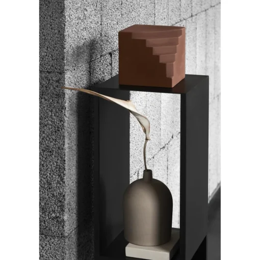 Kristina Dam Studio Stair Skulptur Rød