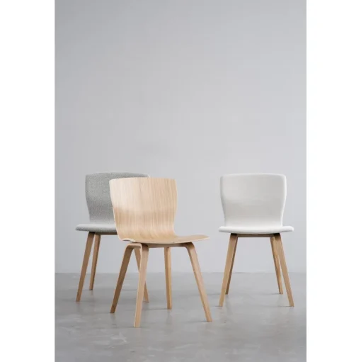 Magnus Olesen Butterfly Wood Spisebordsstol Sortbejdset Eg/Fuldpolstret Sort Savanne 30314