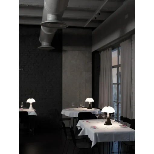 Matinelli Luce Pipistrello 1965 Bordlampe Mini Sort