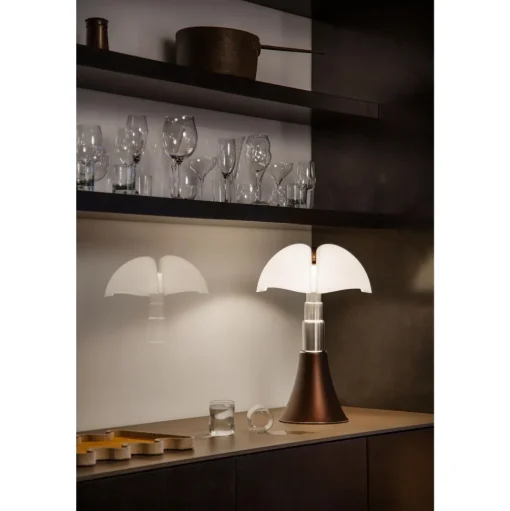 Matinelli Luce Pipistrello 1965 Bordlampe Medium Bronze
