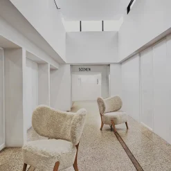 Mazo TMBO Lánestol Valnød/Sheepskin Moonlight med Puf
