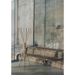 Møbel Copenhagen Coat Tøjstativ Hvidolieret Ask/Poleret Aluminum