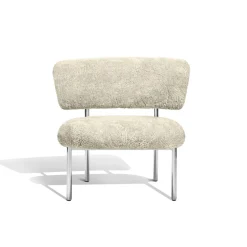 Møbel Copenhagen Font Lánestol Sheepskin Oyster/Poleret Stål Stel
