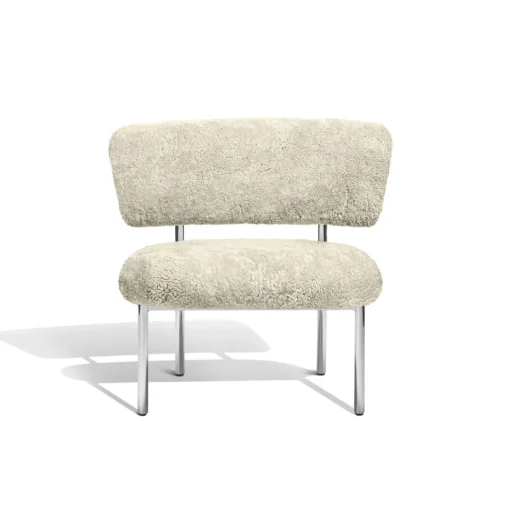 Møbel Copenhagen Font Lánestol Sheepskin Oyster/Poleret Stål Stel