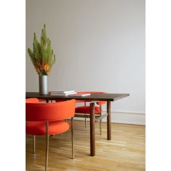 Møbel Copenhagen Font Spisebordsstol med Armlán Trio 0776/Poleret Stål Stel