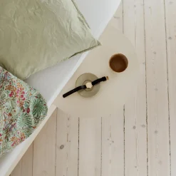 Moebe Bed Sengebord Terracotta