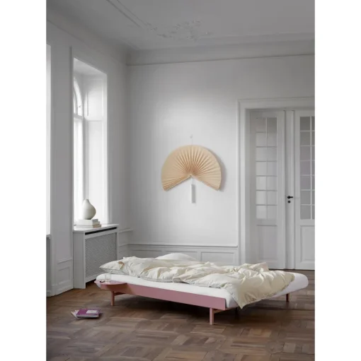 Moebe Bed Sengeramme 90-180 cm Med Høje Ben Dusty Rose