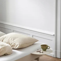 MOEBE Bed Sengeramme 90 cm Sand