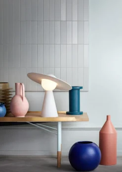 MOEBE Ceramic Bordlampe Hvid