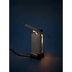 Moebe Pivoting Bordlampe Rustfri Stål