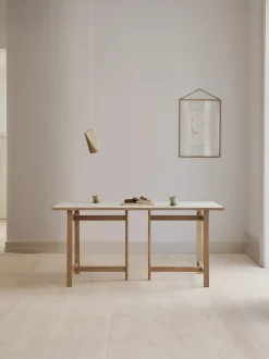 Moebe Rectangular Spisebord 160x90 Lysegrå