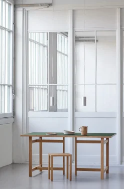 Moebe Rectangular Spisebord 160x90 Lysegrå