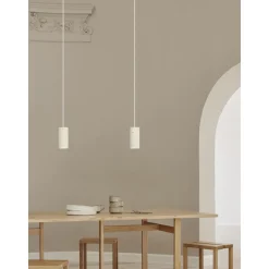 Moebe Tube Pendel Lille Beige