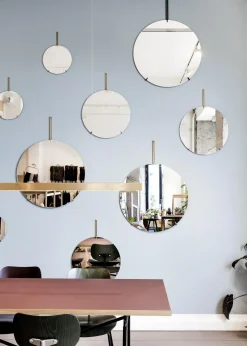 MOEBE Wall MirrorØ70 Messing