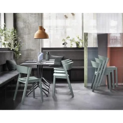 Muuto Cover Spisebordsstol med Trá Base Eg