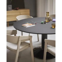 Muuto Cover Spisebordsstol med Armlán Sort