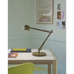 Muuto Dedicate L2 Bordlampe Med Klemme Brungrøn
