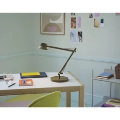 Muuto Dedicate S1 Bordlampe Med Klemme Brungrøn