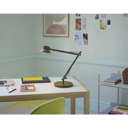 Muuto Dedicate S1 Bordlampe Med Klemme Brungrøn