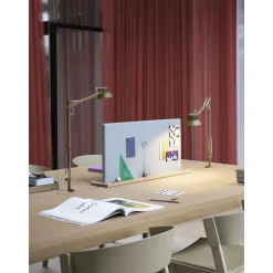 Muuto Dedicate S2 Bordlampe Med Pin Sort