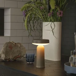 Muuto Ease Transportabel Lampe Taupe