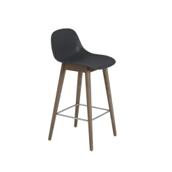 Muuto Fiber Barstol med Trá Base Og Ryglán Sort/Mørk Brun H87,5 cm