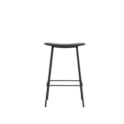 Muuto Fiber Barstol med Trá Base Sort/Sort H66 cm