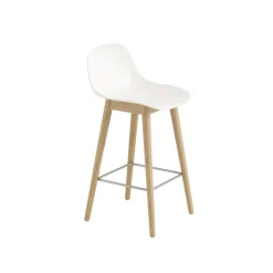 Muuto Fiber Barstol med Trá Base Og Ryglán Hvid/Eg H87,5 cm