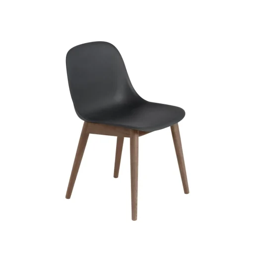 Muuto Fiber Spisebordsstol med Trá Base Mørk Brun