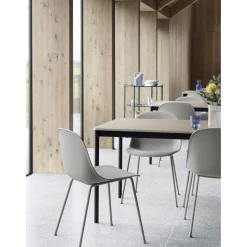 Muuto Fiber Spisebordsstol med Tube Base Ochre/Sort