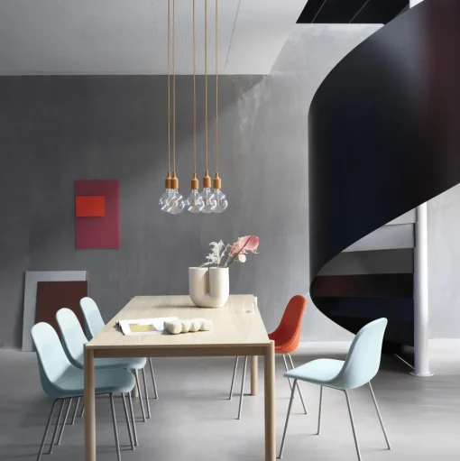 Muuto Fiber Spisebordsstol med Tube Base Ochre/Sort