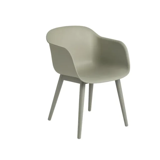 Muuto Fiber Spisebordsstol med Armlán og Trá Base Støvet Grøn