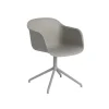 Muuto Fiber Spisebordsstol med Armlán og Swivel Base Grå
