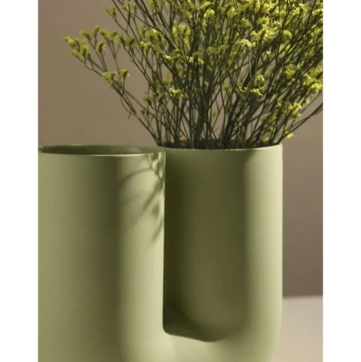 Muuto Kink Vase H26 Lysegrøn