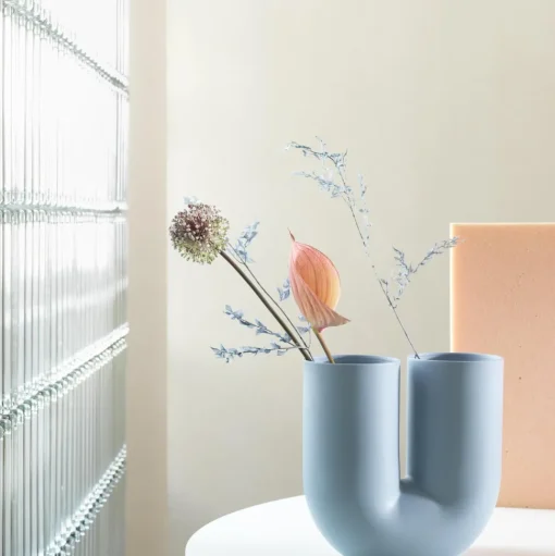 Muuto Kink Vase H26 Sand
