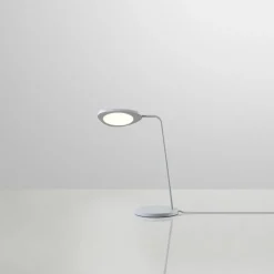 Muuto Leaf Bordlampe Grå