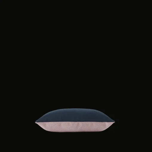 Muuto Mingle Pude 35x55 Rose / Petroleum